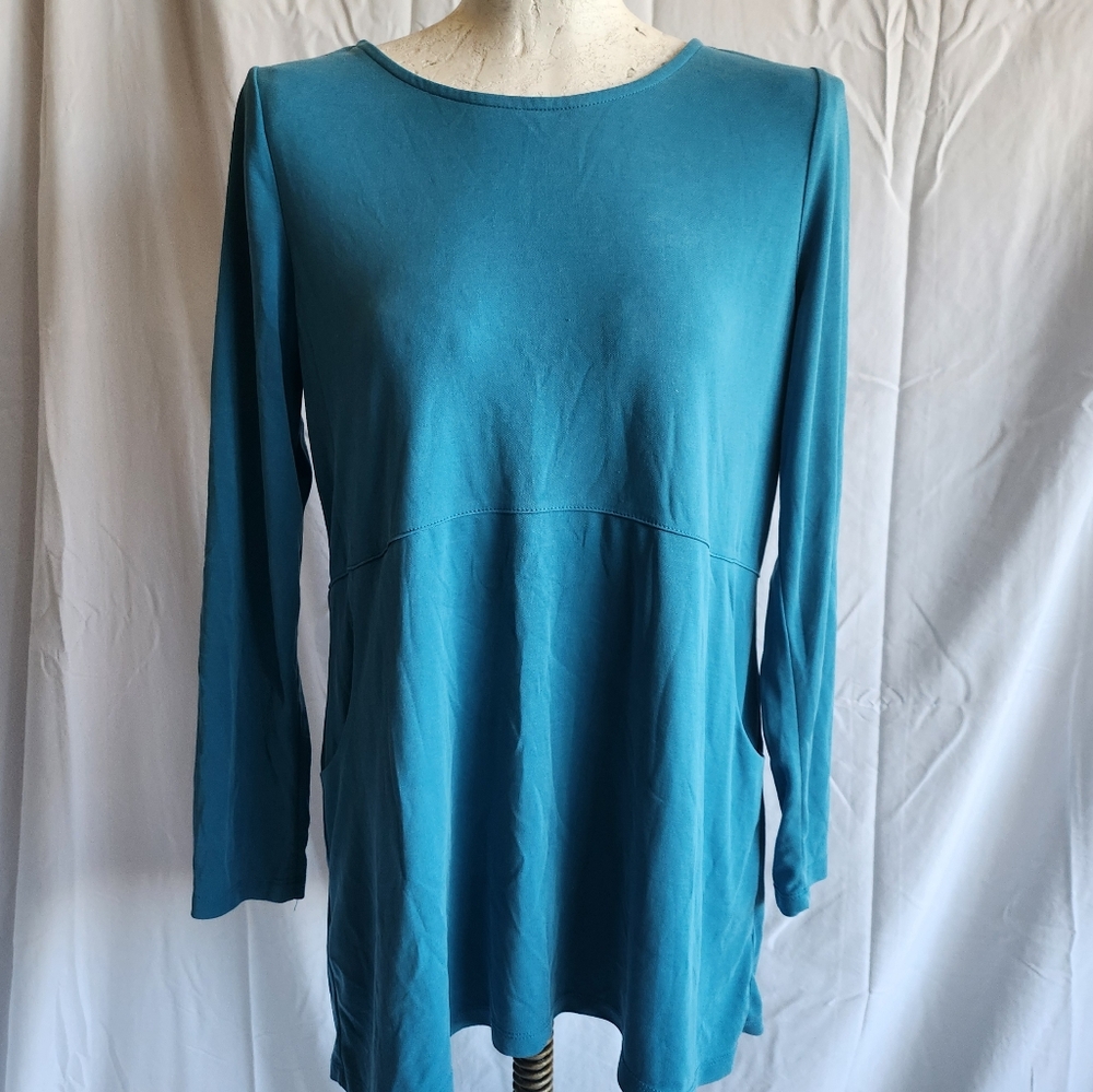 Soft surrondings pocketed long sleeve
